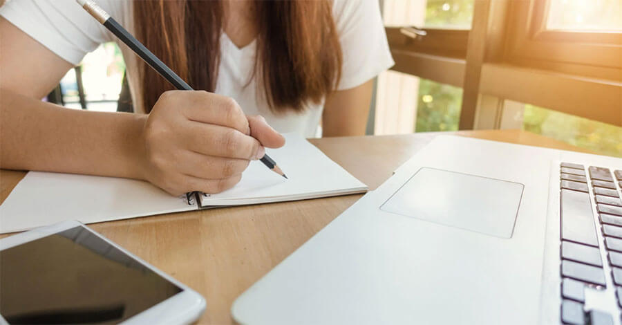 Học online tại nhà tiết kiệm chi phí và công sức tối đa
